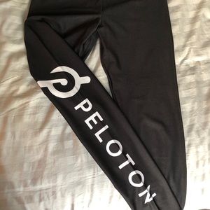 Peloton Goldsheep Leggings
